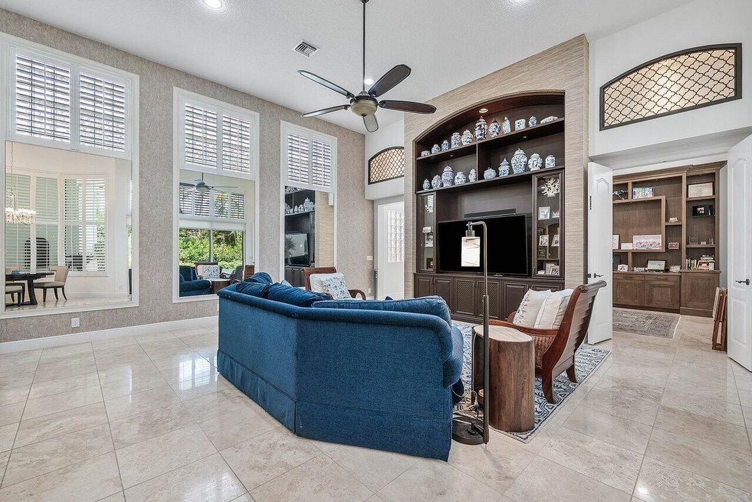 Enormous Family Room