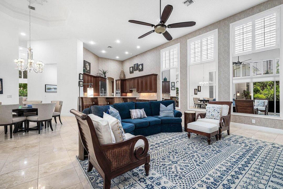 Open Concept Kicthen, Living & Dining