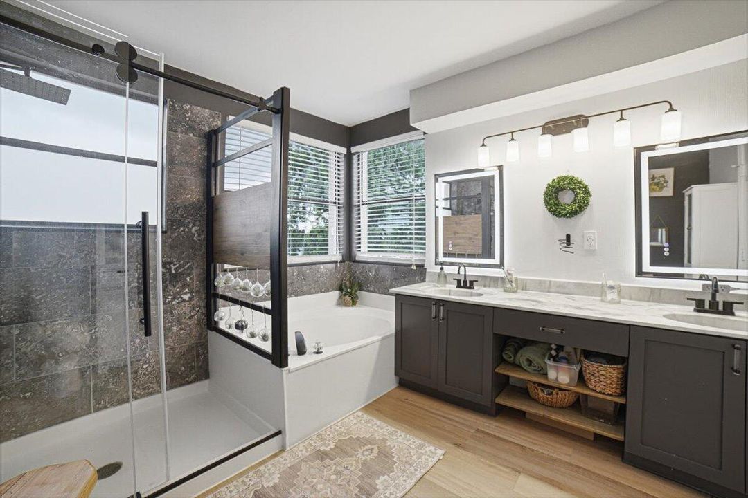 39-Bedroom-Bathroom-B