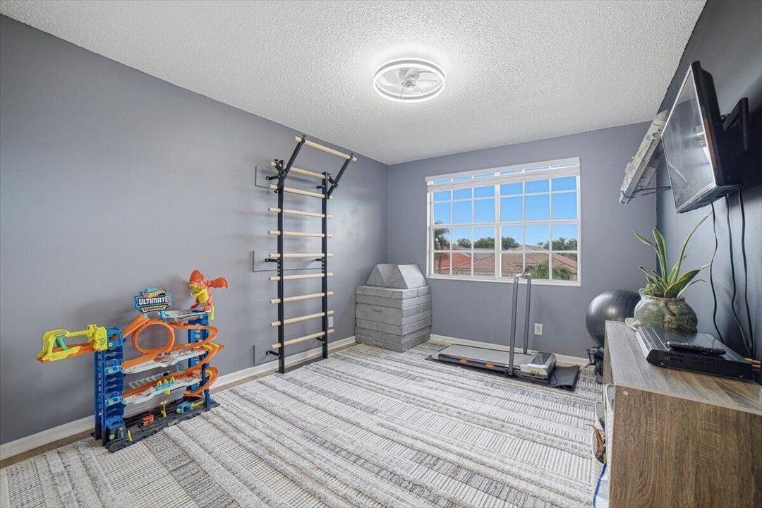 36-Bedroom3