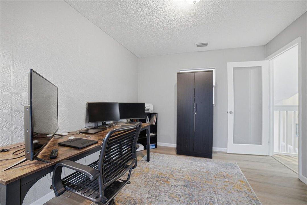 33-Bedroom2-B
