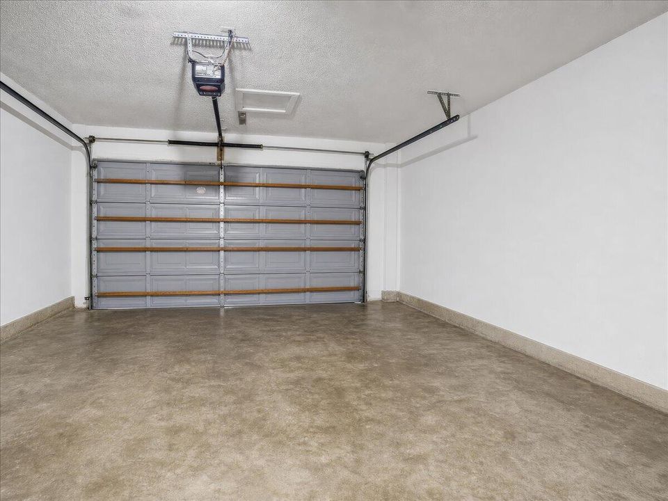 48-Garage