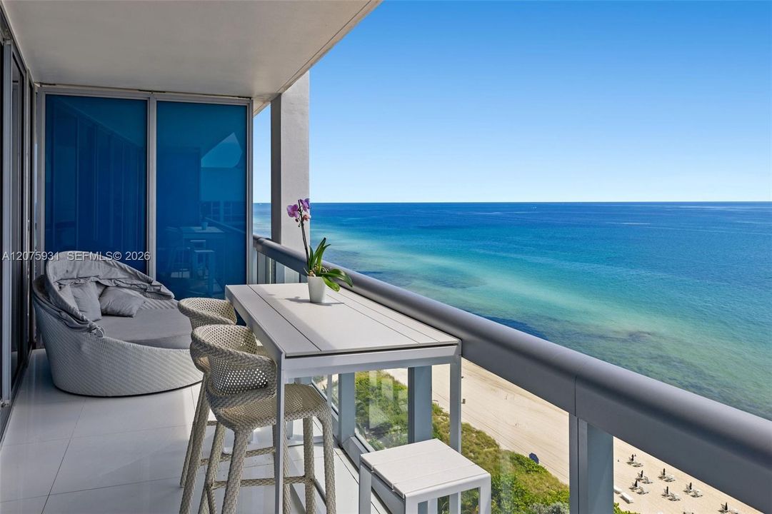 For Sale: $2,775,000 (3 beds, 3 baths, 2050 Square Feet)