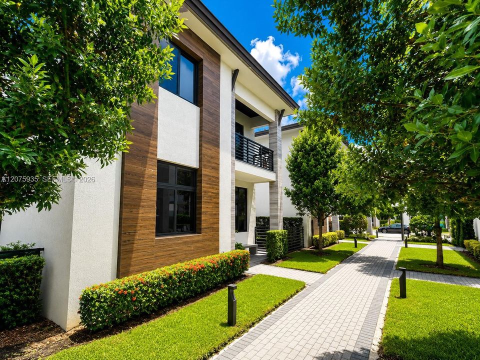En Venta: $1,380,000 (4 camas, 3 baños, 3077 Pies cuadrados)
