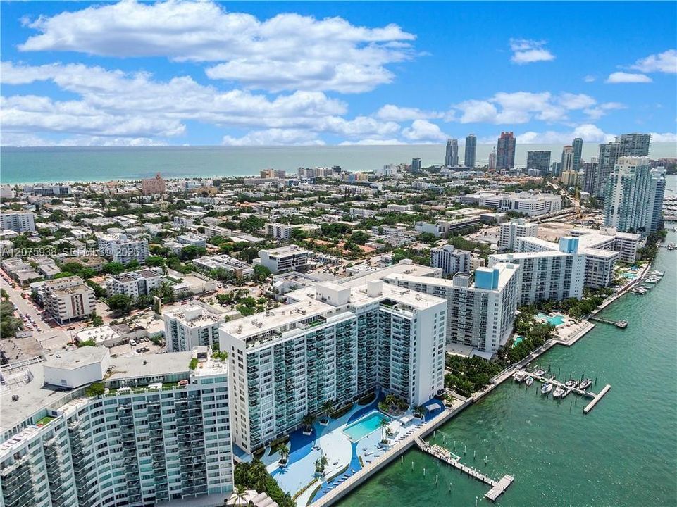 For Rent: $3,500 (0 beds, 1 baths, 682 Square Feet)