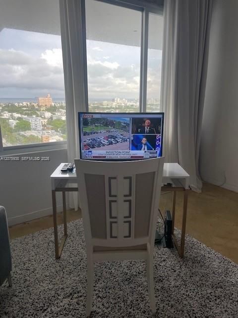 For Rent: $3,500 (0 beds, 1 baths, 682 Square Feet)