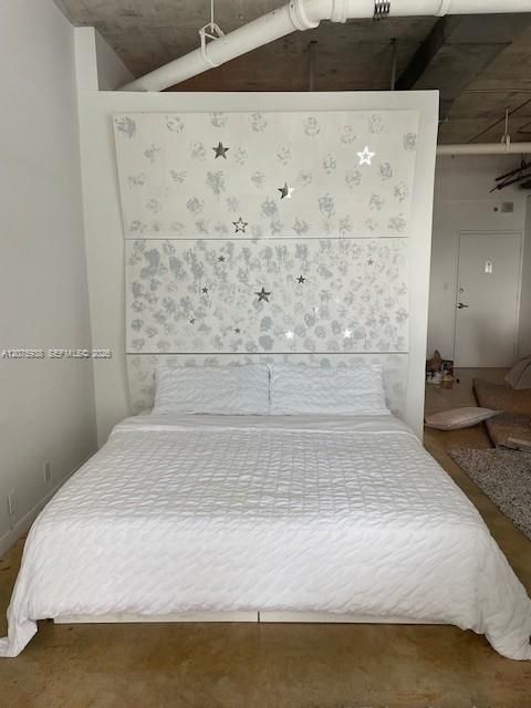 For Rent: $3,500 (0 beds, 1 baths, 682 Square Feet)