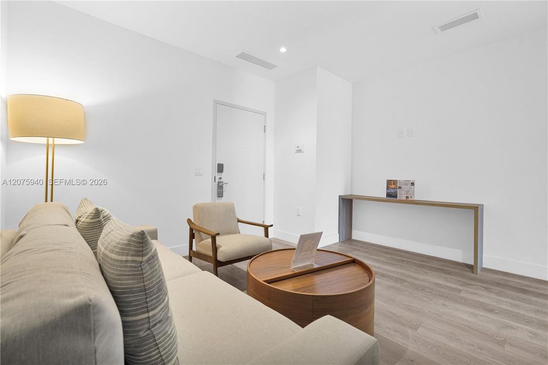 For Sale: $429,999 (0 beds, 1 baths, 466 Square Feet)