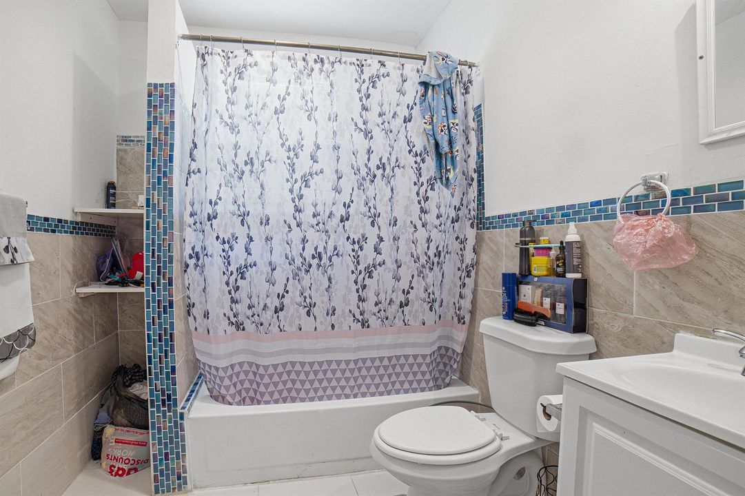 Bathroom3