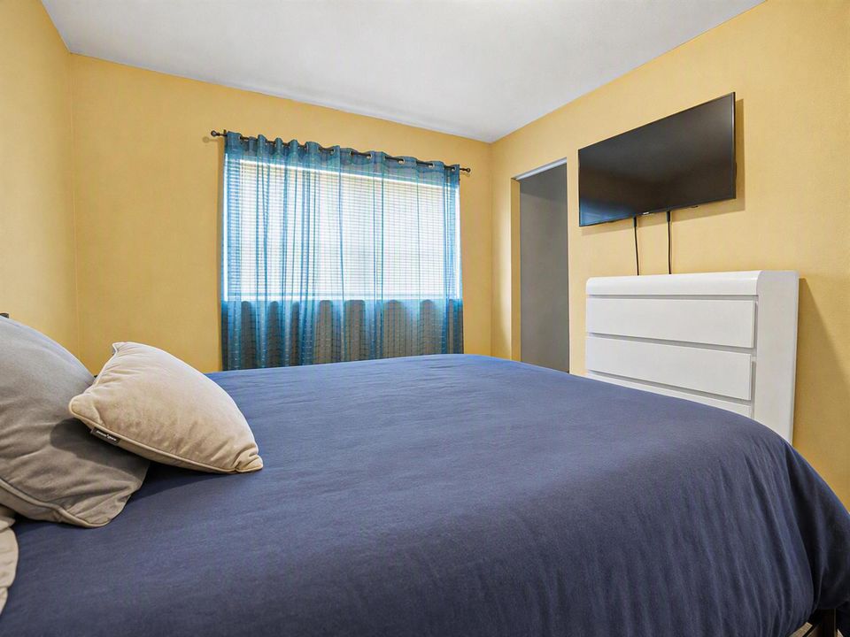Bedroom2
