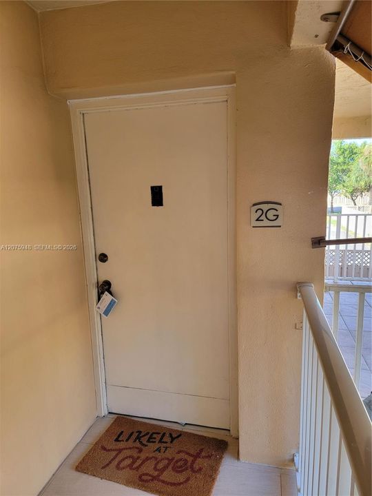 For Rent: $1,900 (1 beds, 1 baths, 780 Square Feet)