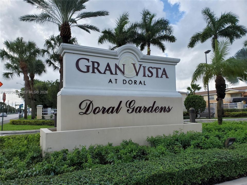 For Rent: $1,900 (1 beds, 1 baths, 780 Square Feet)