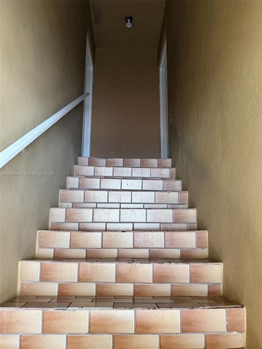 For Rent: $2,600 (3 beds, 2 baths, 972 Square Feet)