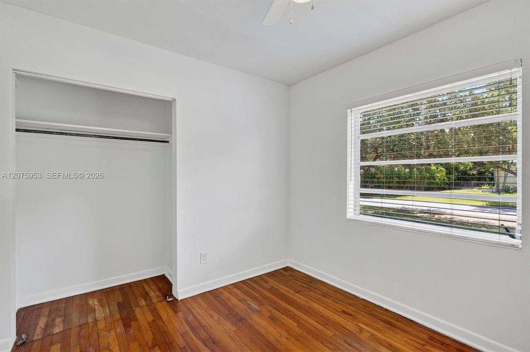 For Rent: $5,150 (3 beds, 2 baths, 1863 Square Feet)