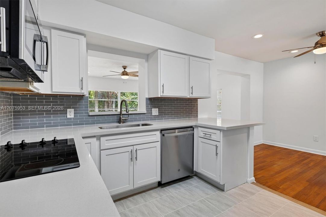 For Rent: $5,150 (3 beds, 2 baths, 1863 Square Feet)