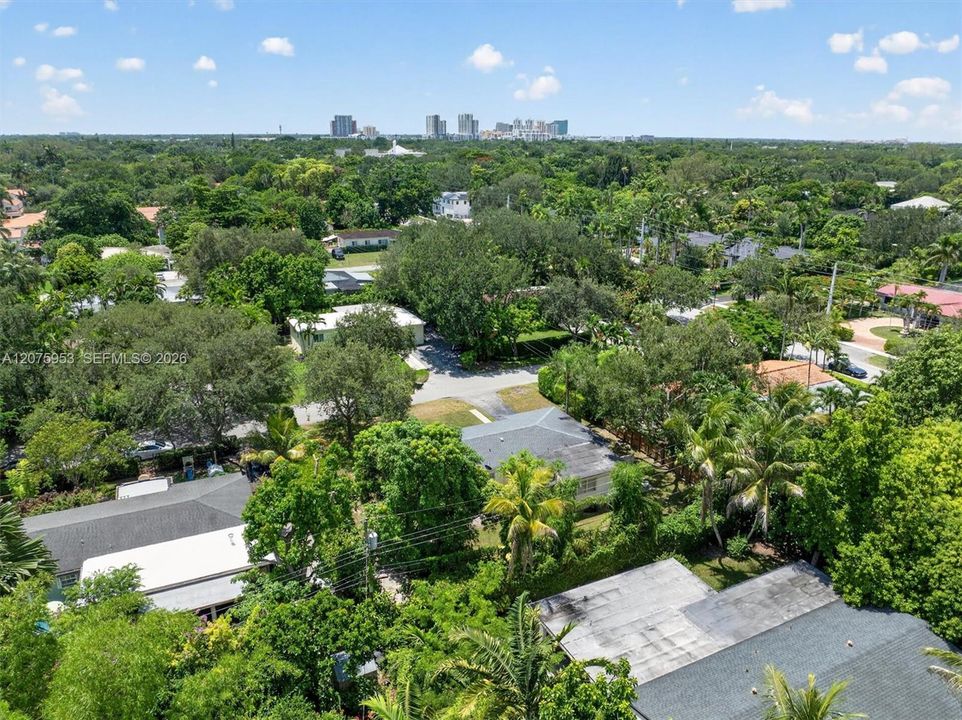 For Rent: $5,150 (3 beds, 2 baths, 1863 Square Feet)