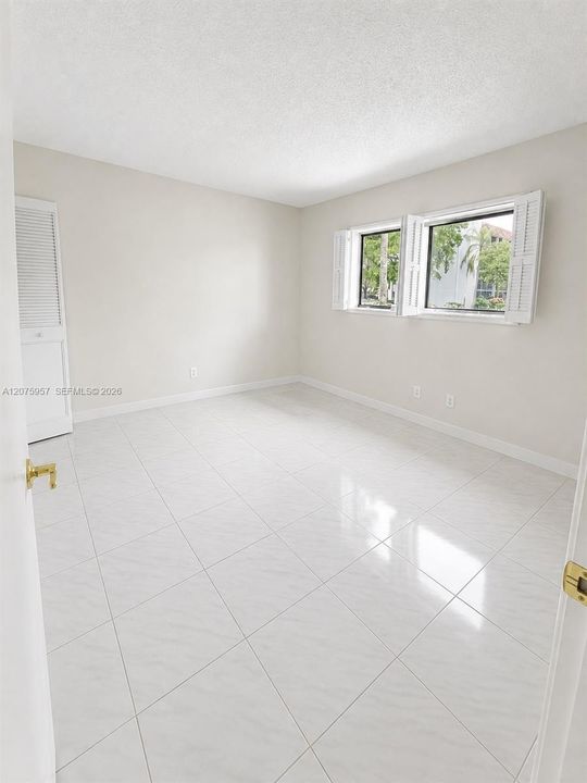 En Renta: $1,900 (2 camas, 2 baños, 1070 Pies cuadrados)