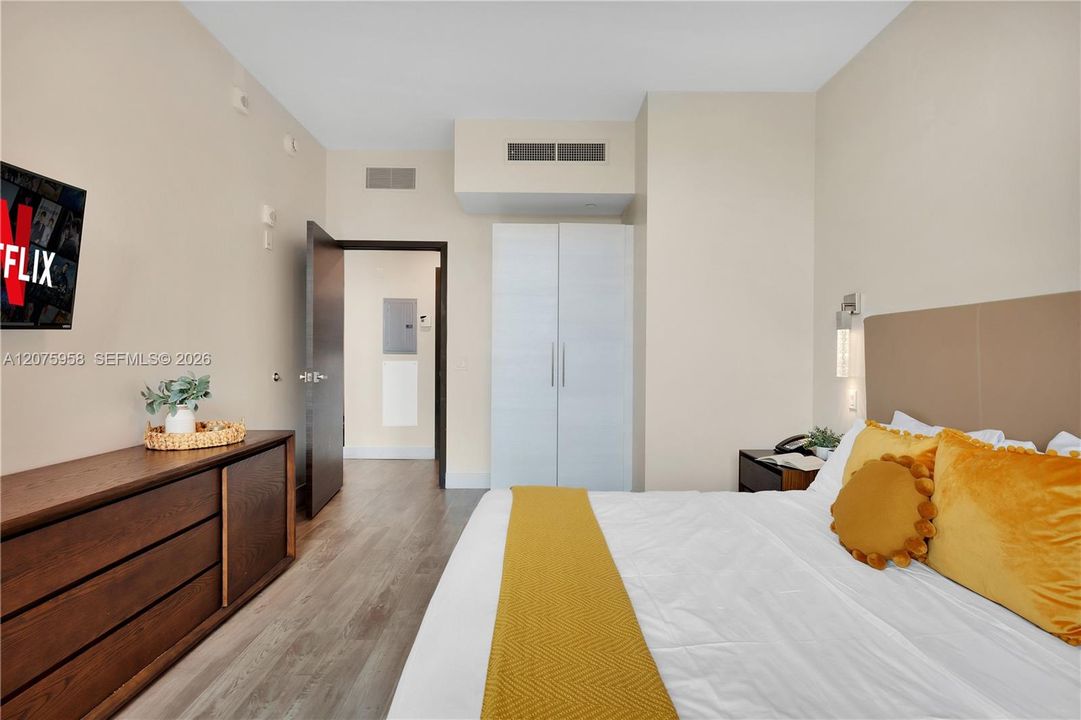 En Venta: $499,000 (2 camas, 1 baños, 822 Pies cuadrados)