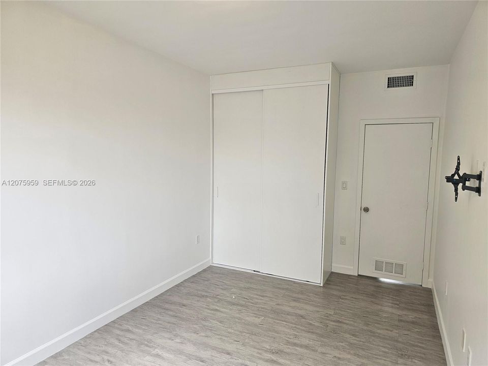 В аренду: $2,850 (4 спален, 3 ванн, 1660 Квадратных фут)