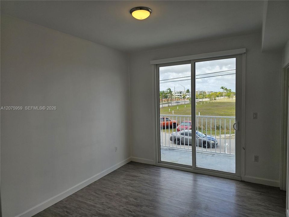 В аренду: $2,850 (4 спален, 3 ванн, 1660 Квадратных фут)