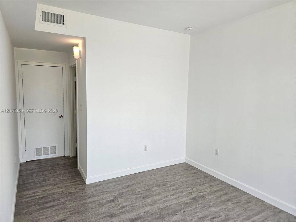 В аренду: $2,850 (4 спален, 3 ванн, 1660 Квадратных фут)