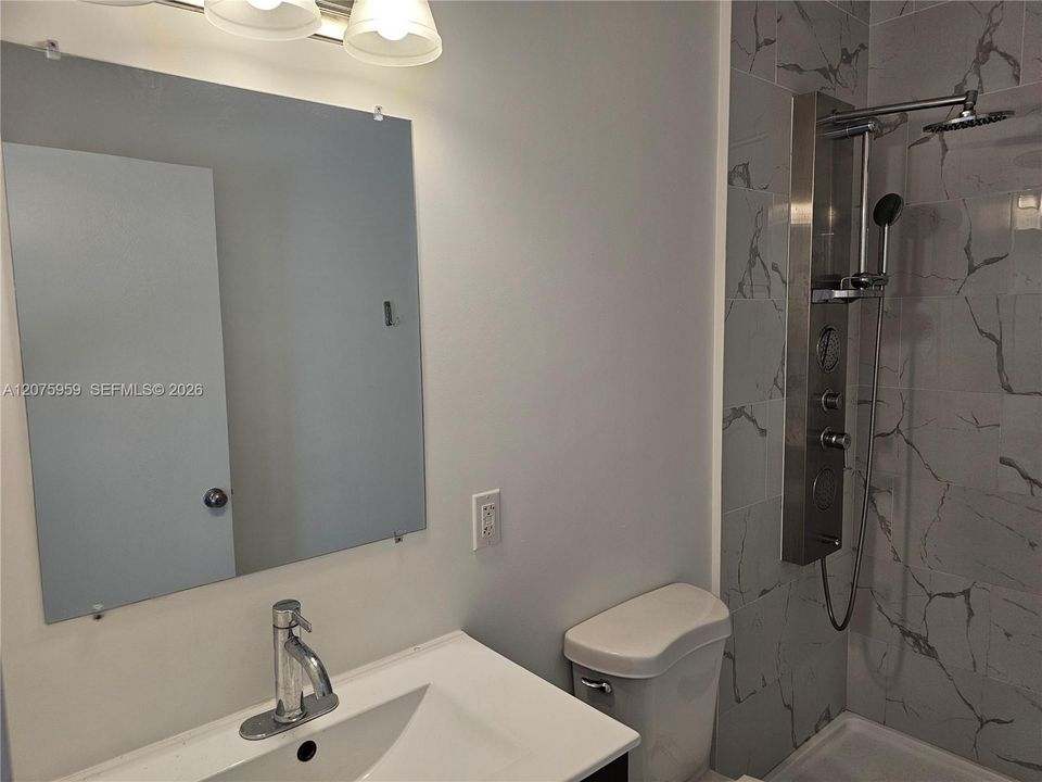 В аренду: $2,850 (4 спален, 3 ванн, 1660 Квадратных фут)