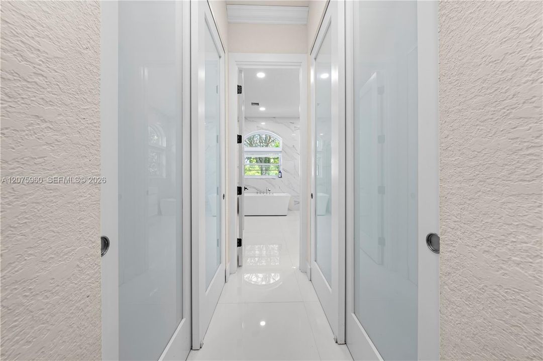 В аренду: $6,500 (4 спален, 3 ванн, 2422 Квадратных фут)