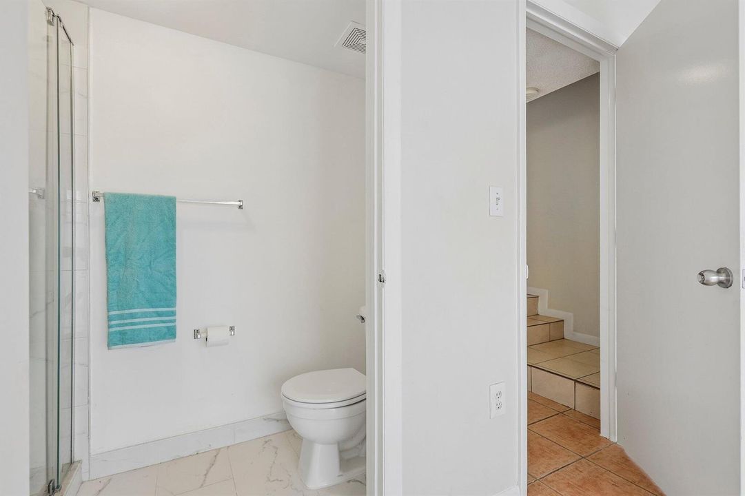 22-web-or-mls-Riviera Cir-S2108-020
