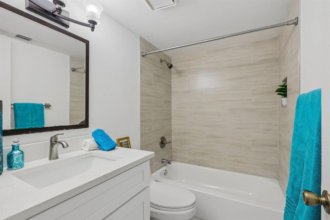 27-web-or-mls-Riviera Cir-S2108-025