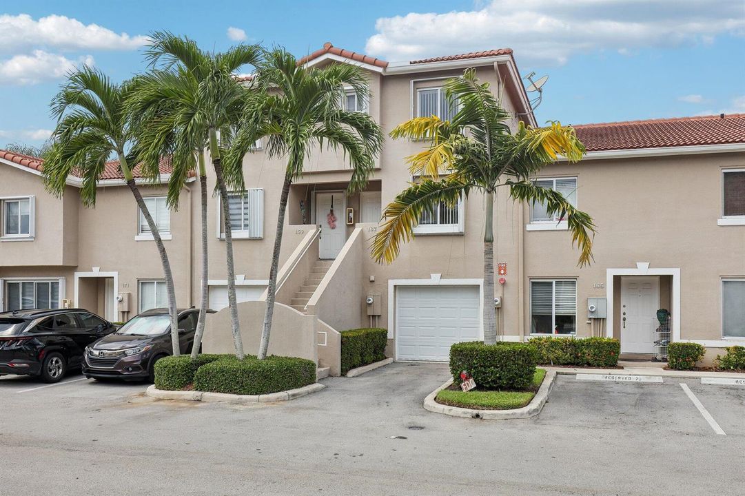 3-web-or-mls-Riviera Cir-S2108-001