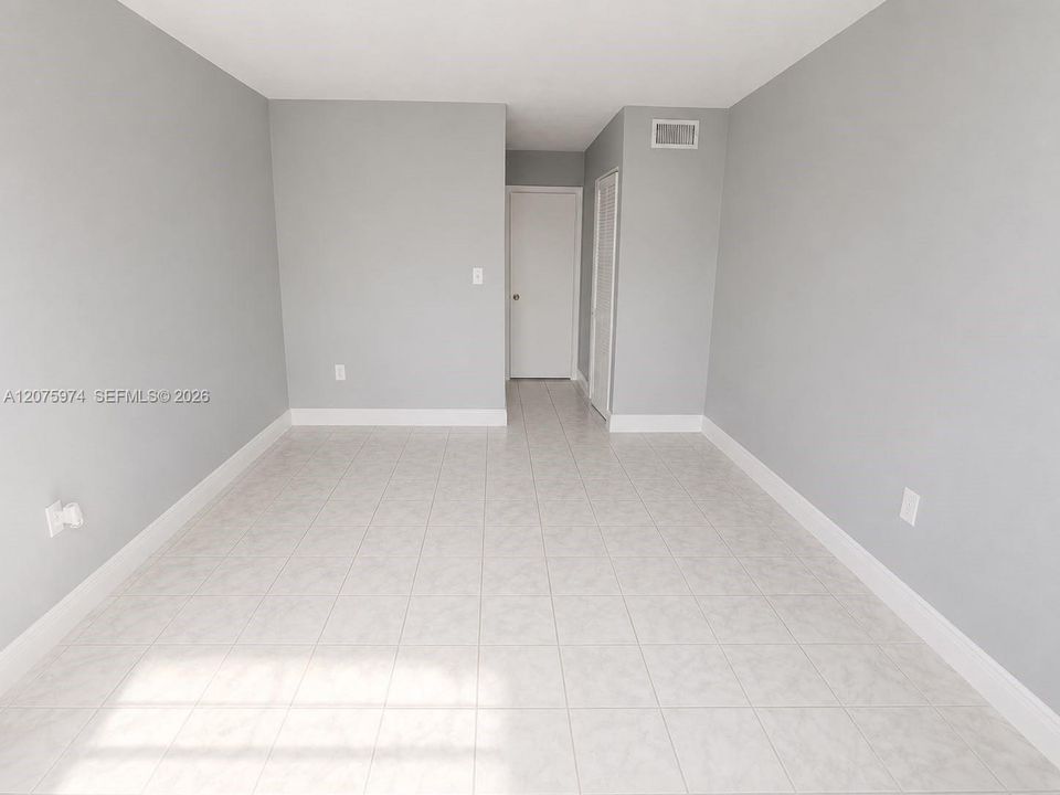 В аренду: $1,950 (1 спален, 1 ванн, 676 Квадратных фут)
