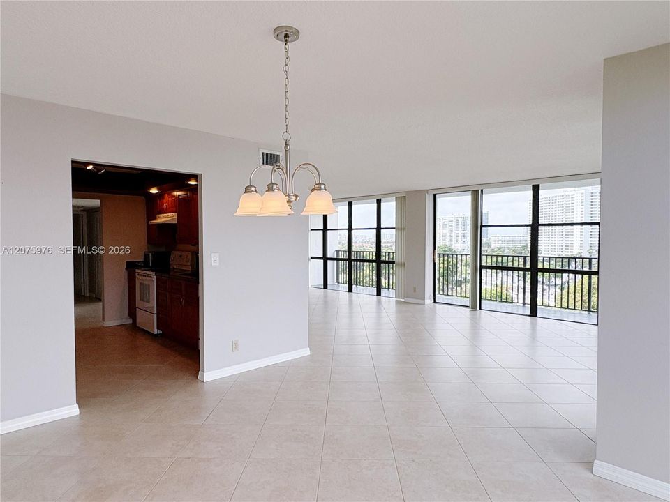For Rent: $2,950 (2 beds, 2 baths, 1430 Square Feet)