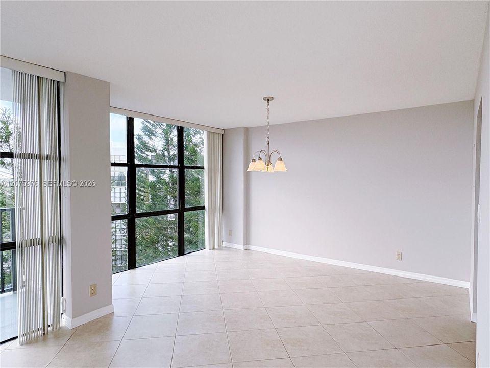 For Rent: $2,950 (2 beds, 2 baths, 1430 Square Feet)