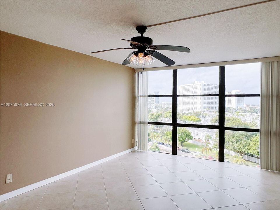 For Rent: $2,950 (2 beds, 2 baths, 1430 Square Feet)