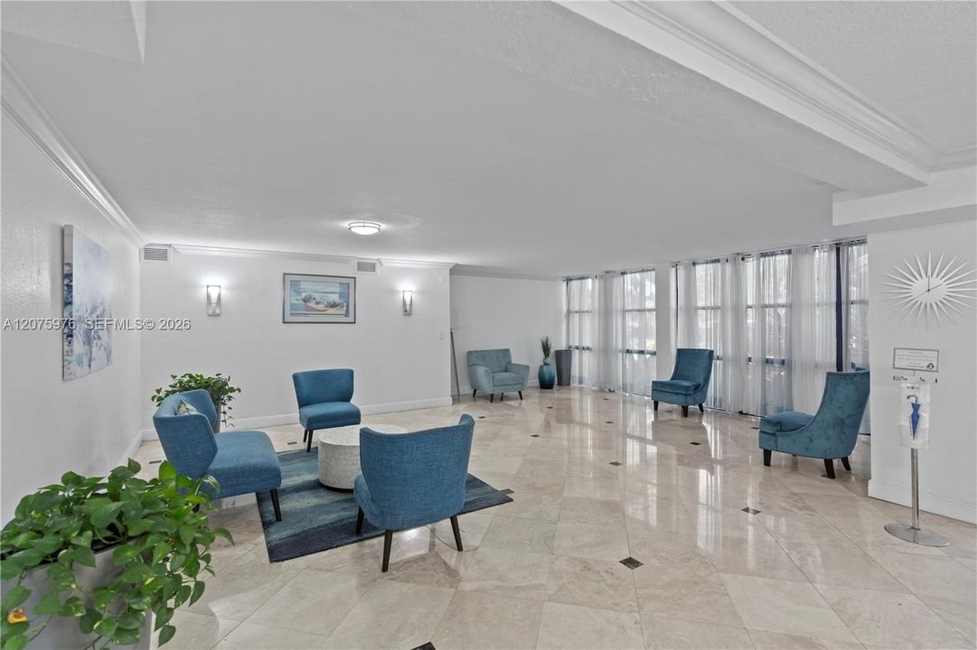 For Rent: $2,950 (2 beds, 2 baths, 1430 Square Feet)