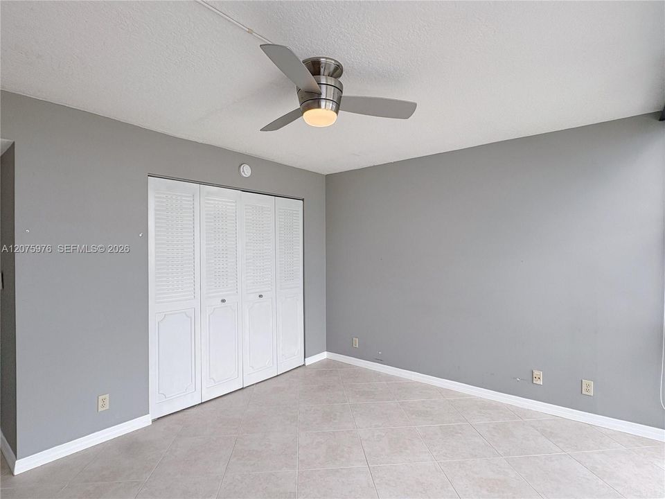 For Rent: $2,950 (2 beds, 2 baths, 1430 Square Feet)