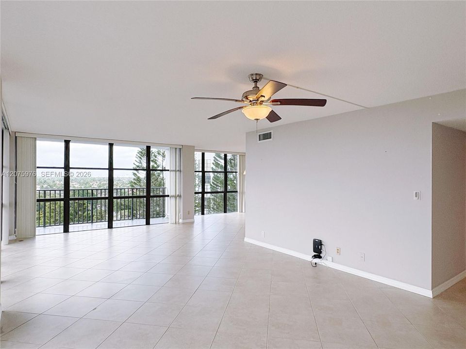 For Rent: $2,950 (2 beds, 2 baths, 1430 Square Feet)
