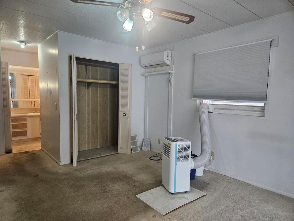 8392 SE SKYLARK PHOTO - P BED