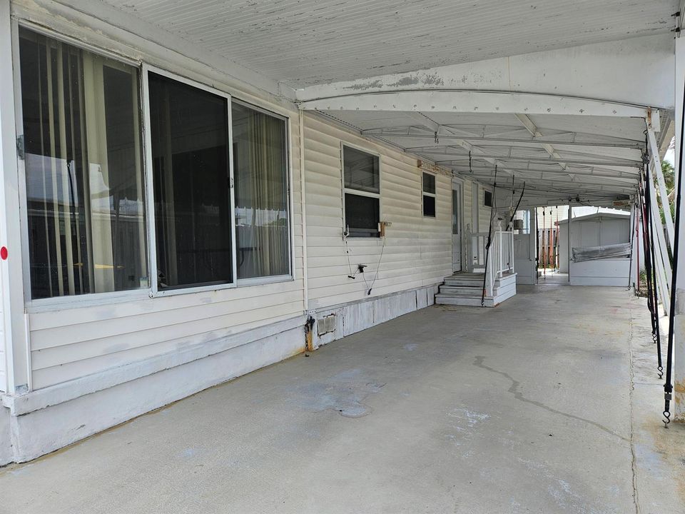 8392 SE SKYLARK PHOTO CARPORT 2