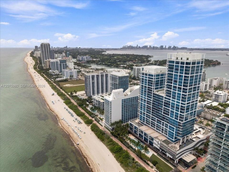 For Rent: $6,500 (2 beds, 2 baths, 1035 Square Feet)