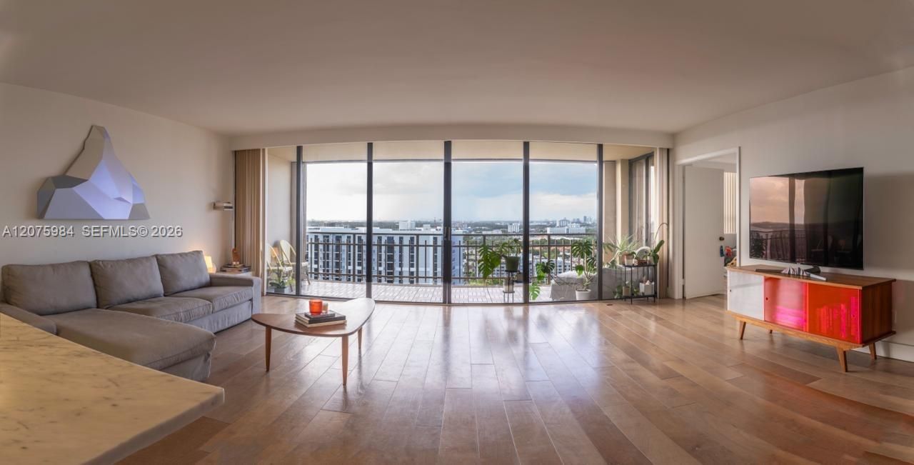 For Rent: $3,800 (2 beds, 2 baths, 1638 Square Feet)