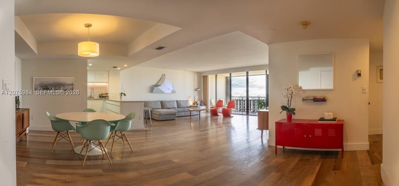 For Rent: $3,800 (2 beds, 2 baths, 1638 Square Feet)