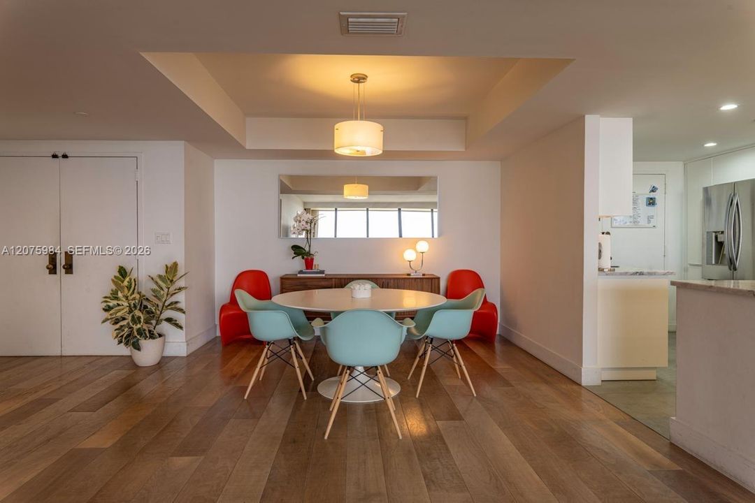 For Rent: $3,800 (2 beds, 2 baths, 1638 Square Feet)