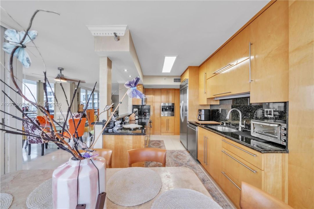 For Rent: $4,300 (2 beds, 2 baths, 1447 Square Feet)