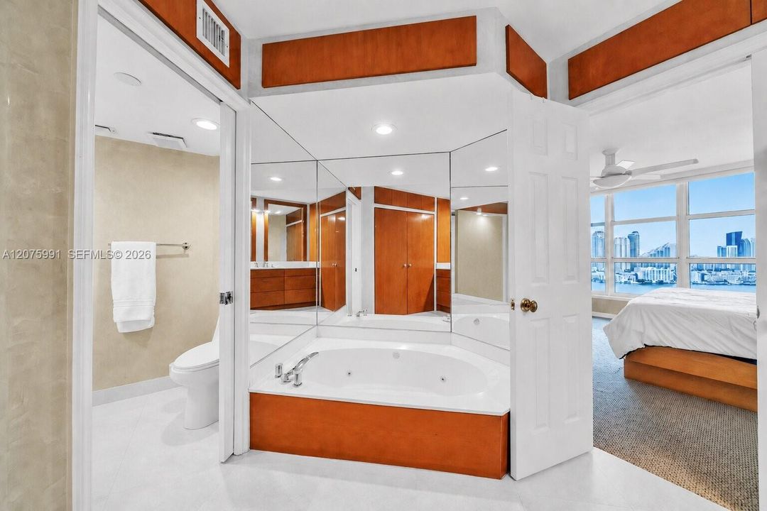 For Rent: $4,300 (2 beds, 2 baths, 1447 Square Feet)