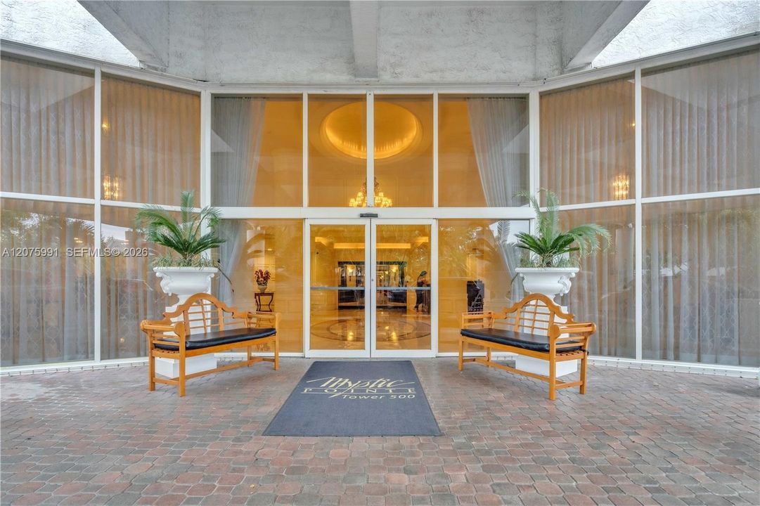 For Rent: $4,300 (2 beds, 2 baths, 1447 Square Feet)