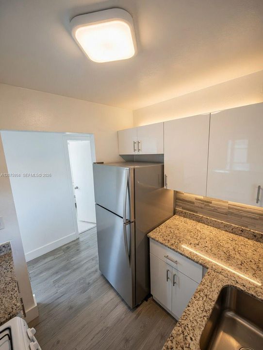 For Rent: $1,699 (1 beds, 1 baths, 51827 Square Feet)