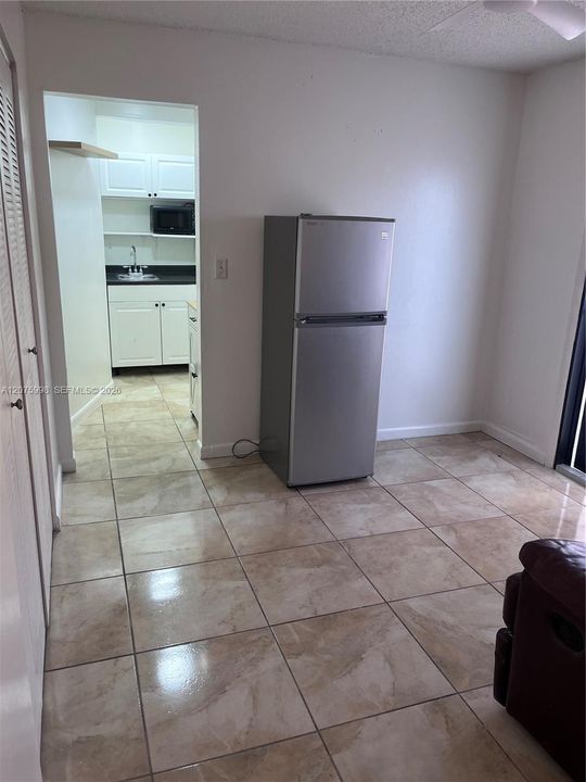 For Rent: $1,400 (1 beds, 1 baths, 0 Square Feet)