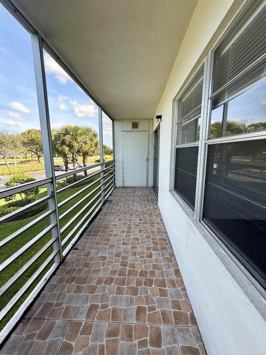 Screened Balcony