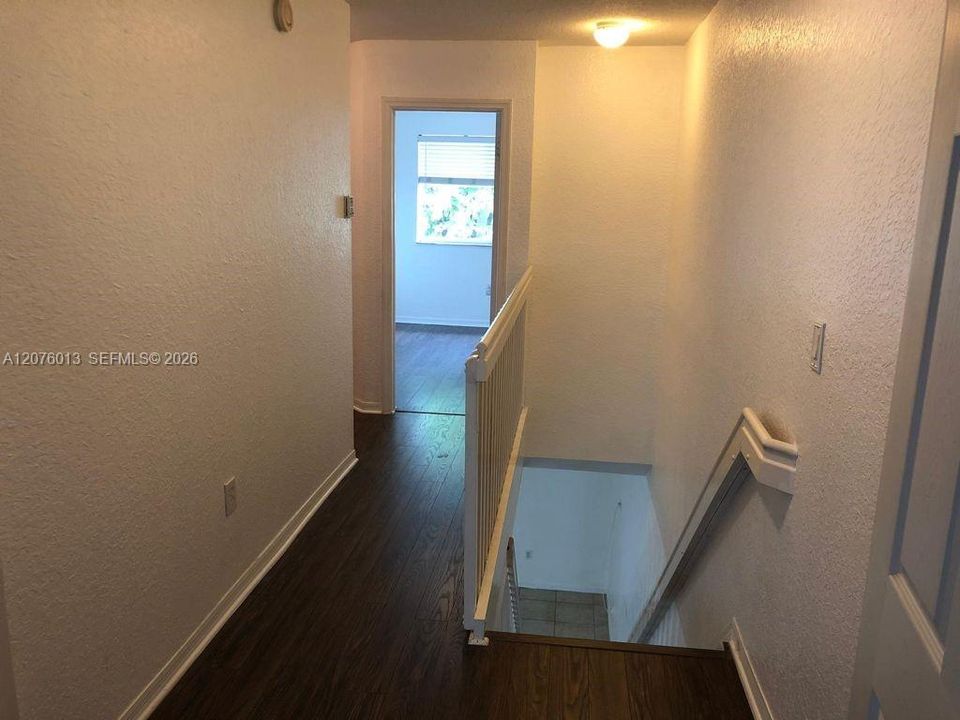 В аренду: $2,950 (3 спален, 2 ванн, 1420 Квадратных фут)